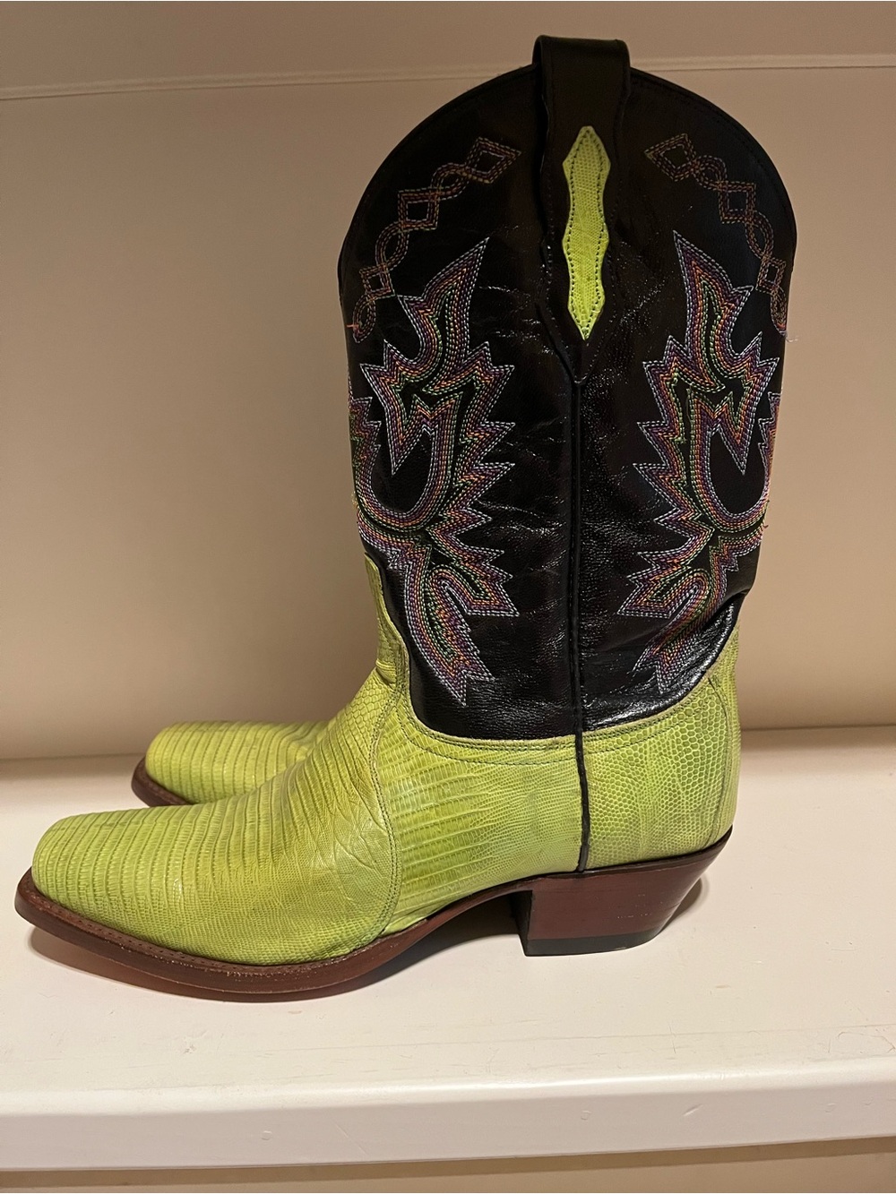 Vintage Dan Post Lime Green Genuine Lizard Skin Western Cowboy Boots Size 8M
